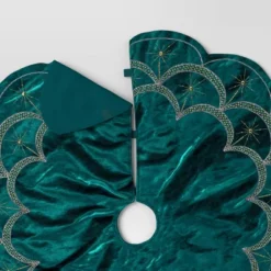 48" Christmas Dia Art Deco Embellished Soft Velvet Tree Skirt Green - Wondershop™ 7 48" Christmas Dia Art Deco Embellished Soft Velvet Tree Skirt Green - Wondershop™ -Wondershop Sales GUEST 25dbeb83 d77f 4e3d bfff 3f32eebb396f