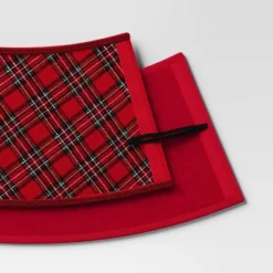 25'' Christmas Roll Up Plaid Tree Collar Red/Green - Wondershop™ -Wondershop Sales GUEST 8319b39c 89c5 4886 9246 4656ad4a787a