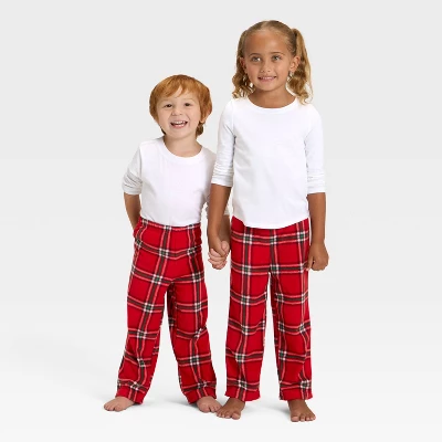 Toddler Plaid Microfleece Holiday Matching Family Pajama Pants - Wondershop™ Red 4 Toddler Plaid Microfleece Holiday Matching Family Pajama Pants - Wondershop™ Red - Image 4